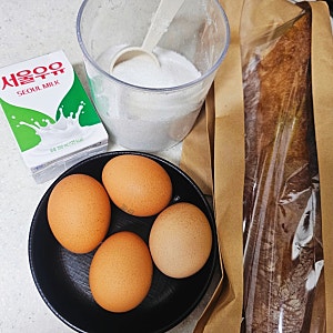 바게트로 만드는 프렌치토스트