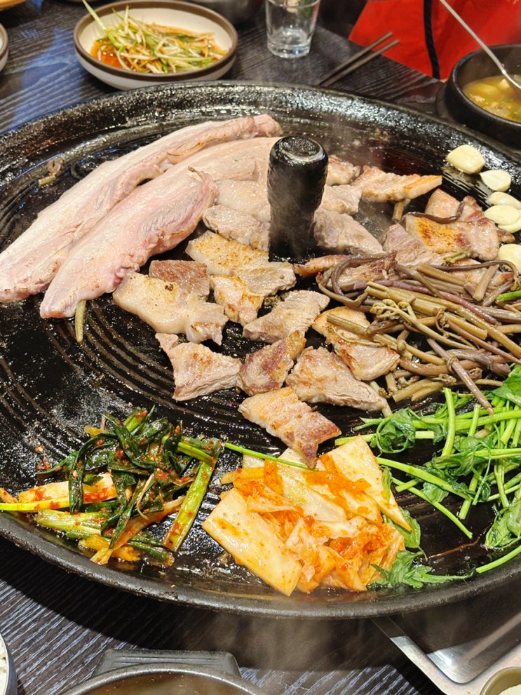  우연히 발견한 제주 서귀포 중문 흑돼지 맛집, 흑돼지와전복