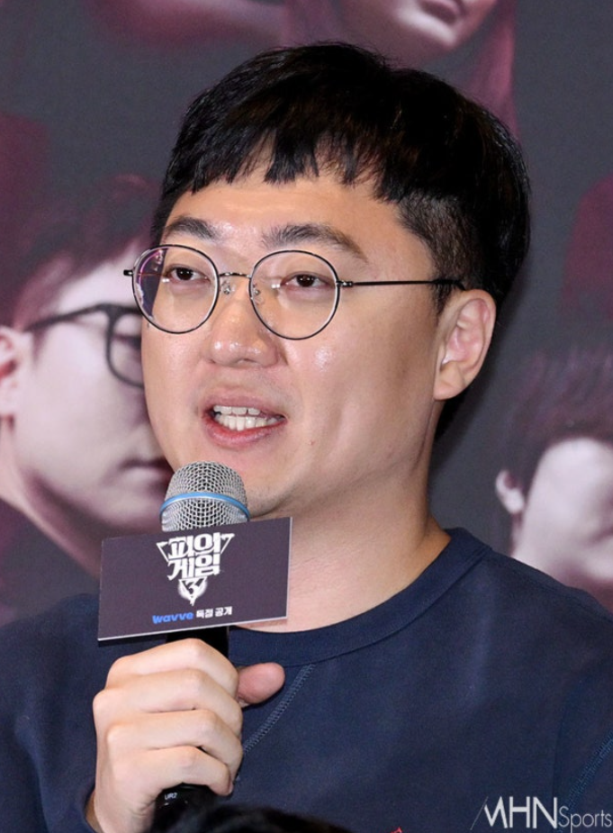   "1호는 우리은행!" 사표 던진 충주맨 김선태, 100만 유튜버로 화려한 등판