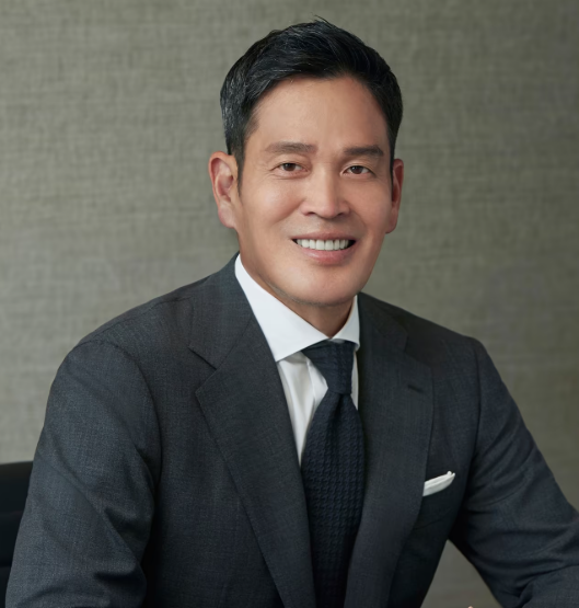  신세계, AI로 판을 바꾼다… 정용진의 선택은 ‘리플렉션 AI