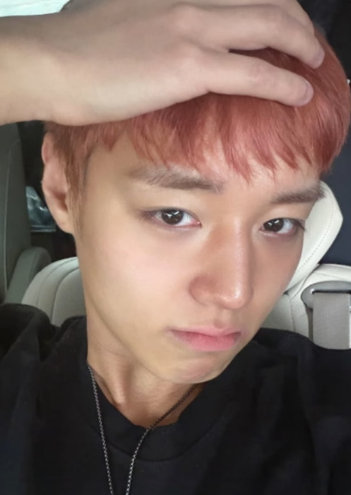  박지훈 단종오빠 일탈 사건 붉은 머리 스타일로 변신