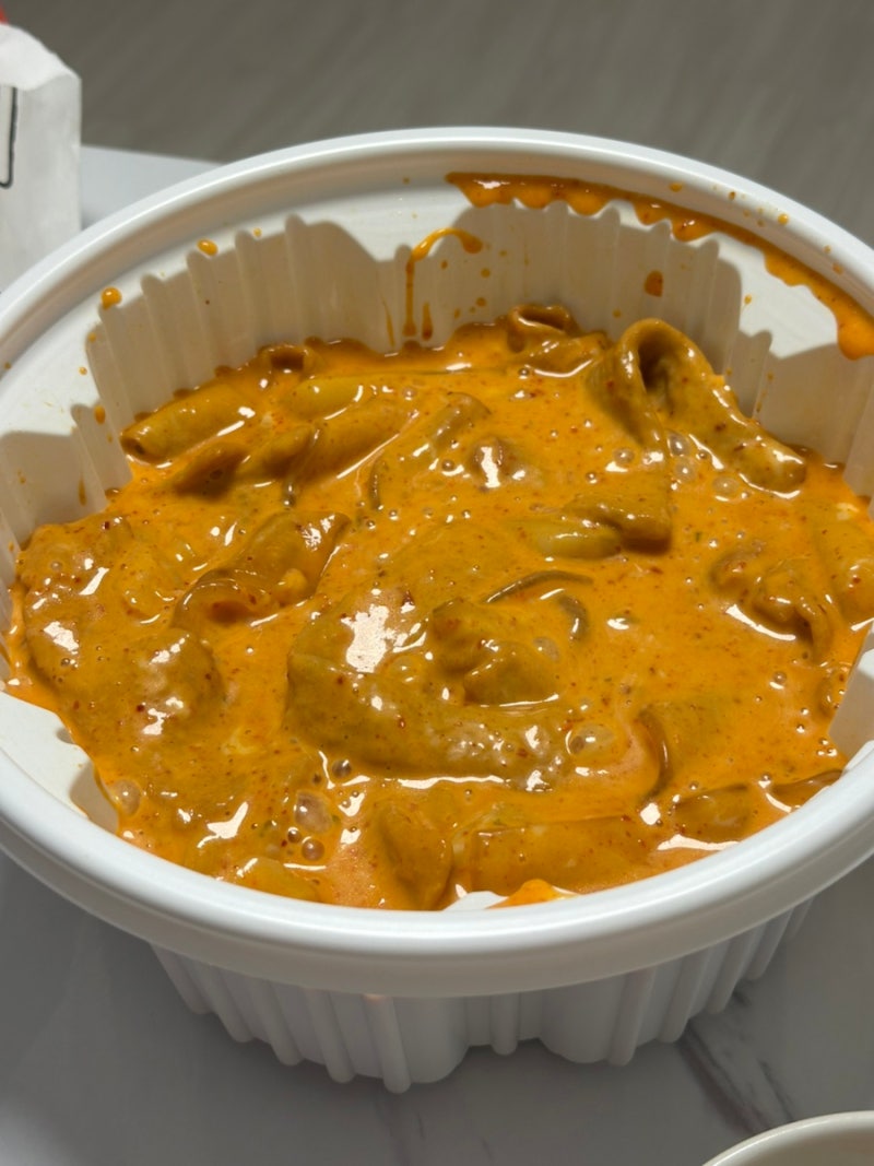 엽떡로제떡볶이 반반오뎅 솔직후기 (치즈추가 꿀조합)
