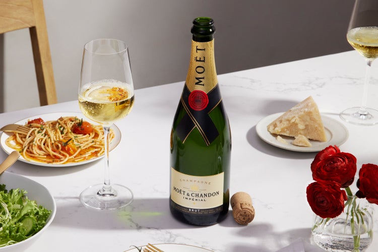 모엣샹동Moet & Chandon 종류별 비교 — 임페리얼, 로제, 그랑 빈티지 중 뭘 골라야 할까요?