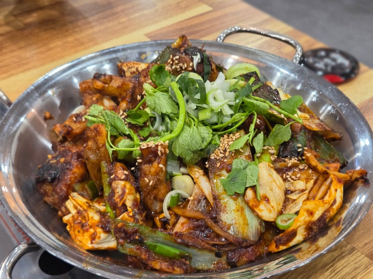  병점 중심상가 맛집 김태용의 섬집 칼국수아구불고기 추천