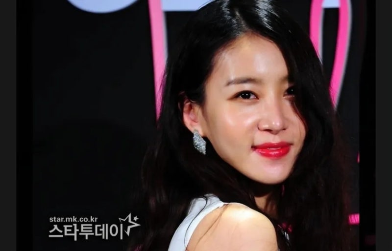 배우 김정민, '꽃뱀 낙인' 뒤에 숨겨진 1억에서 5억 협박 사건의 진실