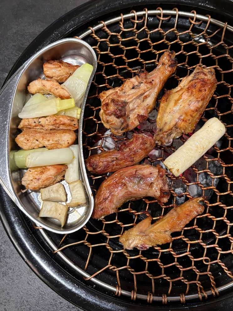  군자역 고기집 서울간촌닭 토종닭 반마리 + 닭 목살 세트 솔직후기
