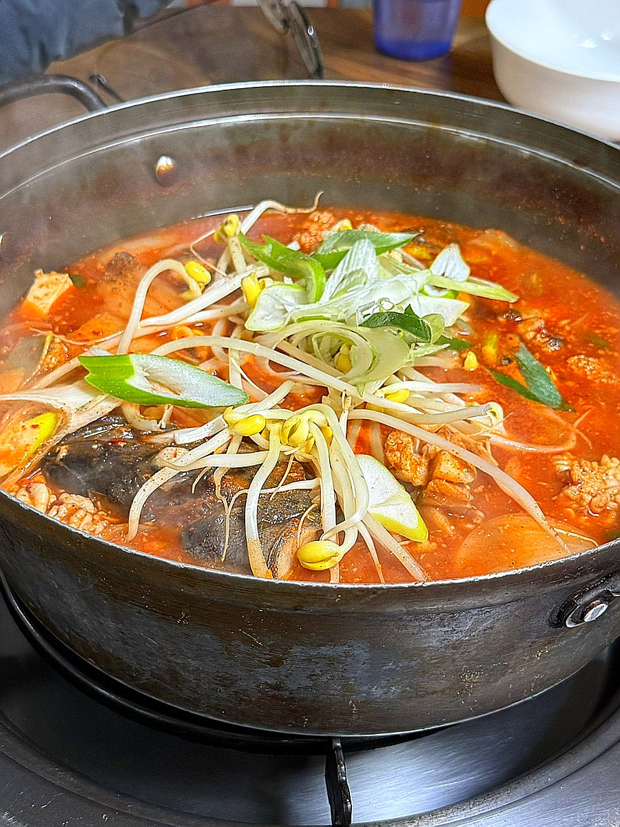 명동뭉텅찌개 사진 1