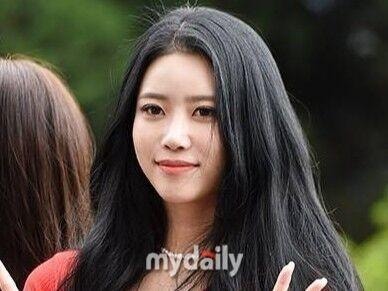 러블리즈 미주, 팬들에 근황 공개도 … SNS 사진 물의