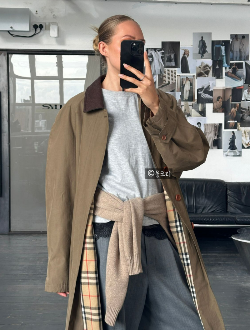 버버리 트렌치코트 코디 여성 봄 데일리룩 정보