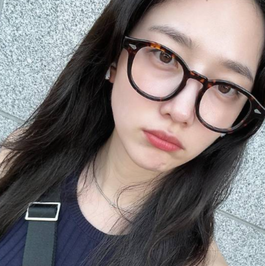   "언니가 돌아왔다!" <모범택시 3>로 컴백한 표예진… '얼짱 승무원' 사표 던진 사연은?