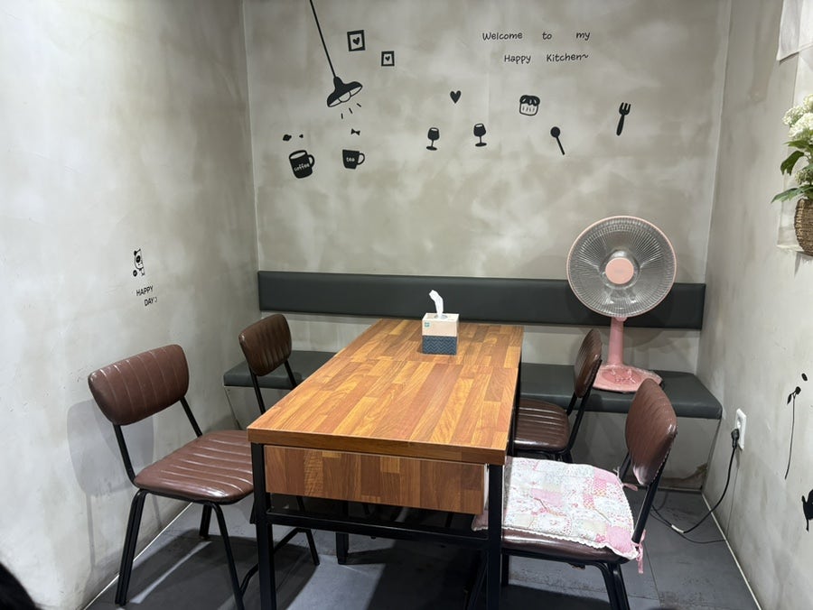 뽀뚜루까아저씨 청주봉명점 사진 2