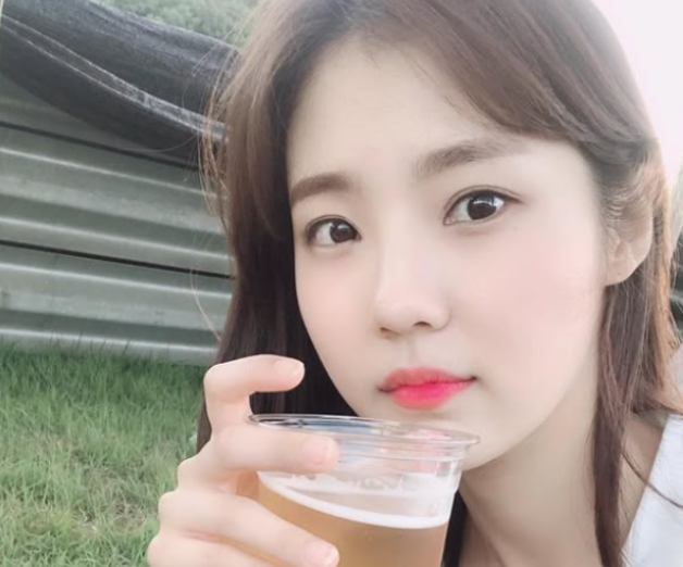 남창희 아내 한강 아이유 윤영경 배우 시절 공개 지금은 공무원