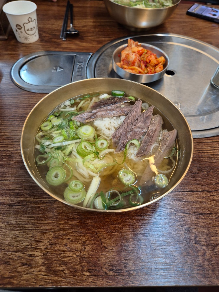  [북창동] 애성회관한우곰탕(고기를 재밌게 썰어내는 진한 곰탕집)