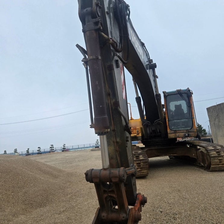  볼보 EC290B 2006년식 2700만원 판매합니다.