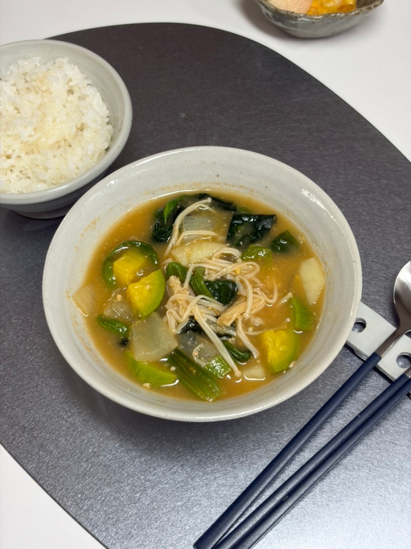 시금치 된장국 만들기 시금치 된장찌개 레시피 킥은 쌈장