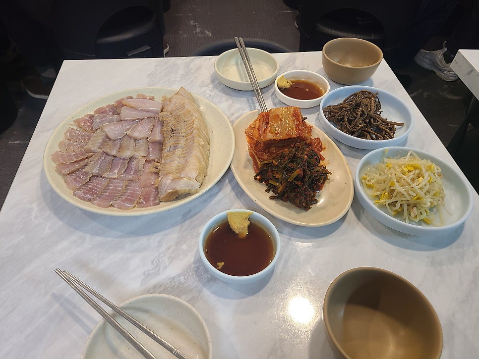 홍탁마을 사진 2