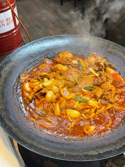 김씨네 솥뚜껑 닭볶음탕 :: 팔공산 닭도리탕, 대구 중대동 맛집, 팔공산 토종닭 맛집