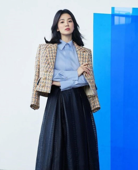  [꿀팁] 2026년 봄, 대학생 필수템! 간절기 아우터 현명하게 고르는 법, 트위드자켓, 트렌치코트, 블루종, 경량패딩