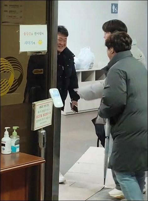 김준현 SM C&C 5년 만에 결별 팬 무시 논란 이후 전속계약 종료, 당분간 독자 활동