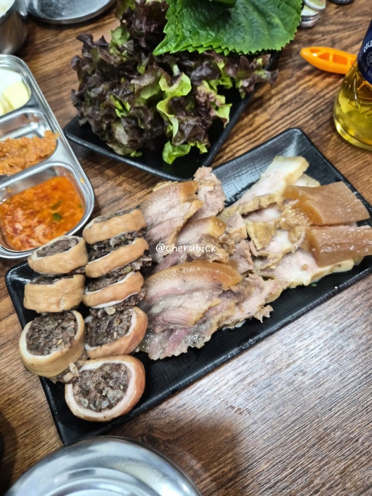  안암 순대국 맛집, 장터 막창순대국밥