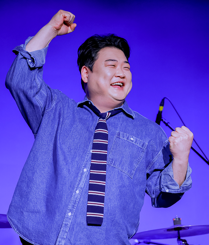 김준현 팬 무시 영상 확산되더니 결국? 소속사 결별 소식의 전말