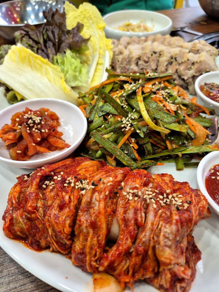  증미역 맛집 2번 출구 우림블루나인 1층 양은이네 염창증미역점 저녁 모임 후기
