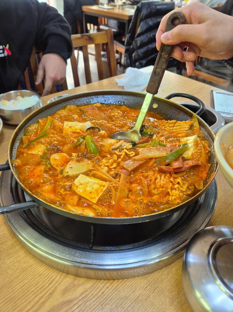  [가락동] 신서방부대찌개(동치미 맛있는, 물론 부대찌개도 맛있는 집)