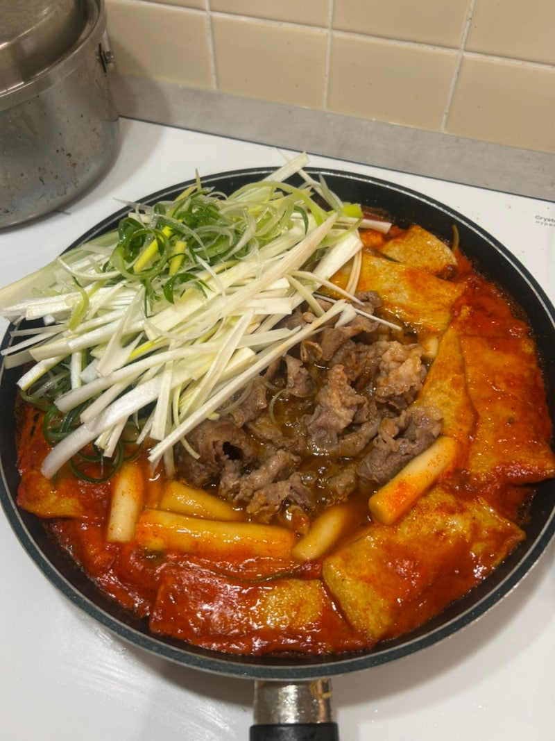 노브랜드 밀키트 추천 : 청년다방 차돌떡볶이