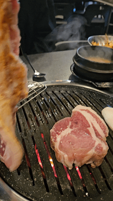 광주 광산구 하남 신상 맛집 산정돈구이 삼겹살 목살 숯불구이