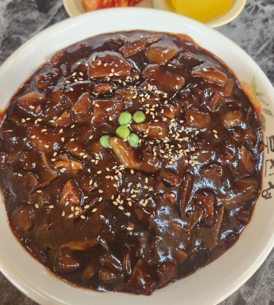 홍콩각황궁쟁반짜장 사진 1
