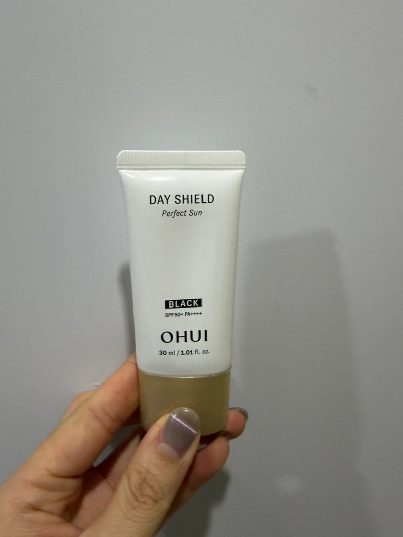 오휘 데이쉴드 퍼펙트 선블랙 선크림