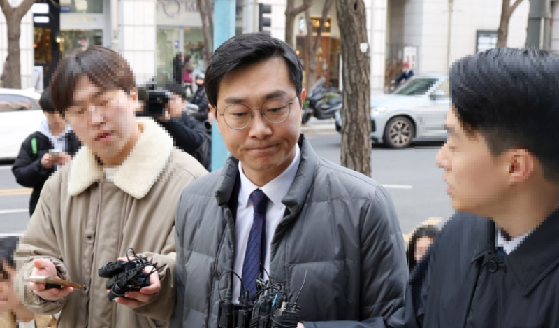 장경태 의원, 성추행 의혹 민주당 탈당