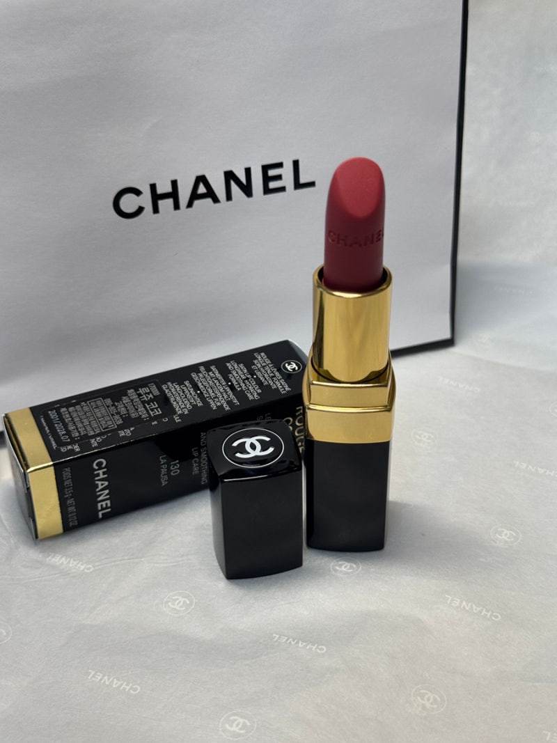 샤넬 ROUGE COCO NEW 루쥬 코코 립스틱 130 라 파우자