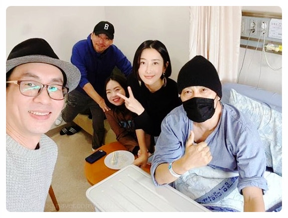 배우 김영호 육종암 세 번 재발했다더니 결국 암덩어리 부분마취 고집후 직접 목격한 충격 이유