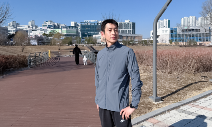안다르 NEW 클리어 페더 맨즈 윈드자켓, 쾌적한 러닝 필수템