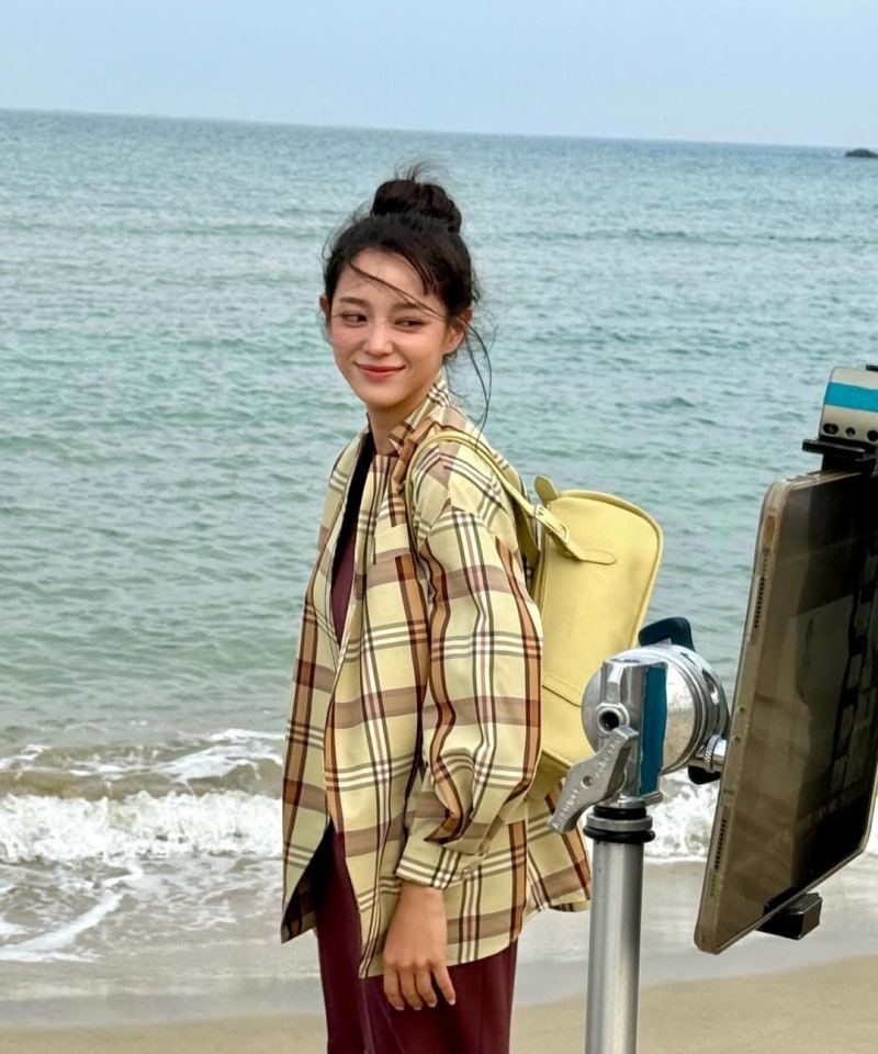 “10년 함께한 회사를 떠나”… 김세정이 BH엔터 선택한 진짜 이유