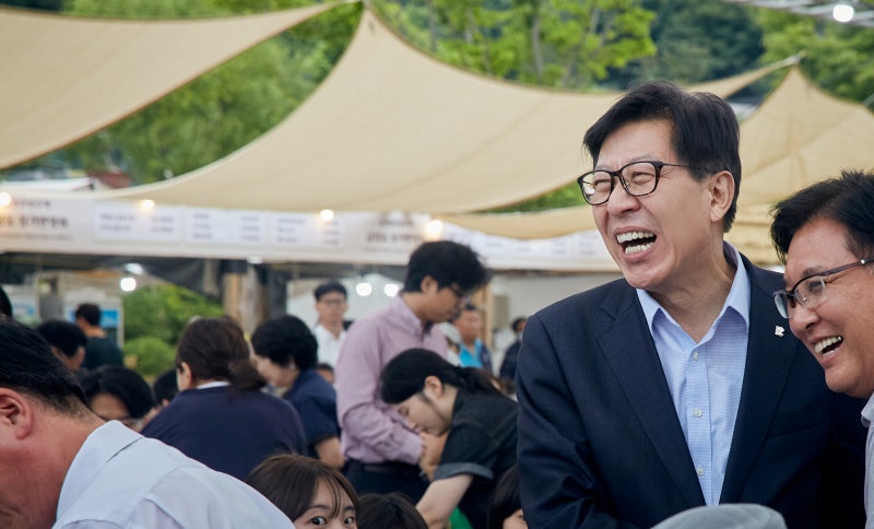 해양수도 완성 향해 달리는 박형준 부산시장 클라스! (전재수 의원 등 야권의 거센 도전 예상....