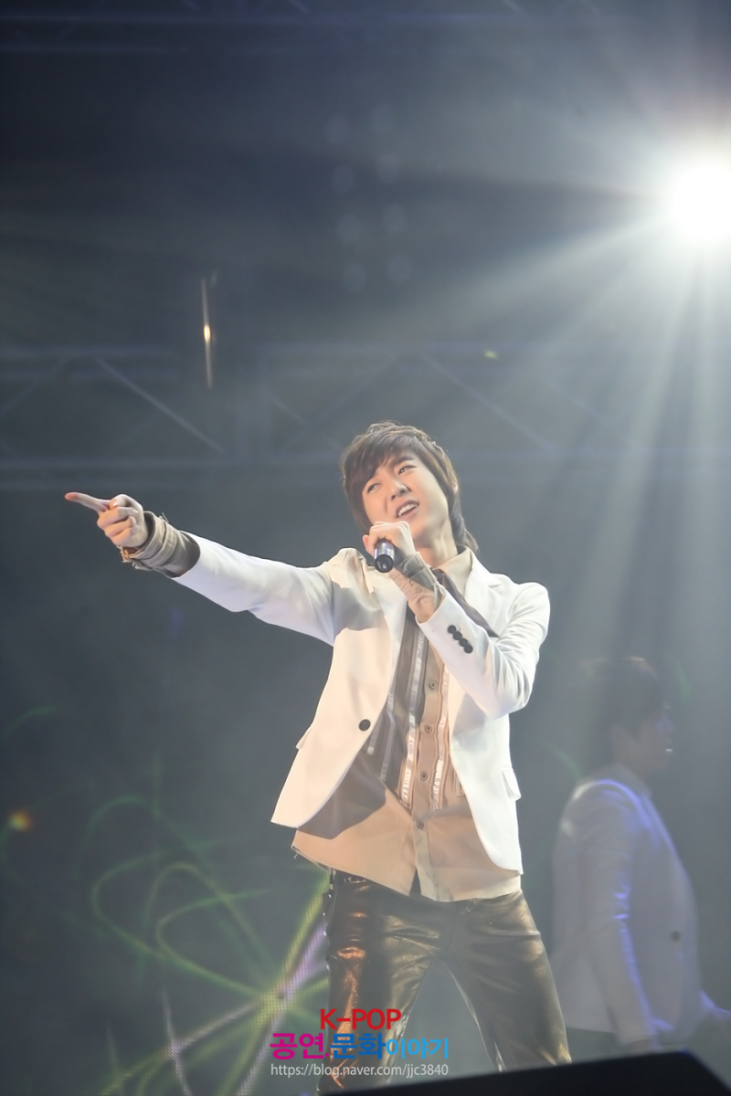 [K-pop 콘서트] YTN Star 라이브 파워 뮤직- 그룹 유키스- 케빈 01