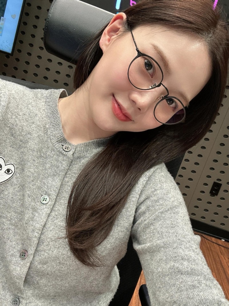 260322 오마이걸 효정의 볼륨을높여요 공식인스타 효정