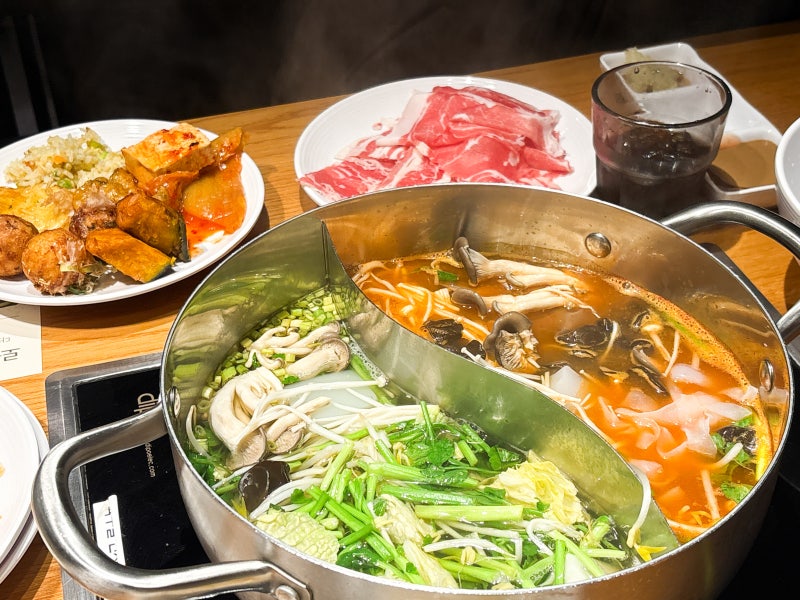 로운 샤브샤브 신촌 미나리 무제한 샤브샤브 맛집 평일 디너 후기