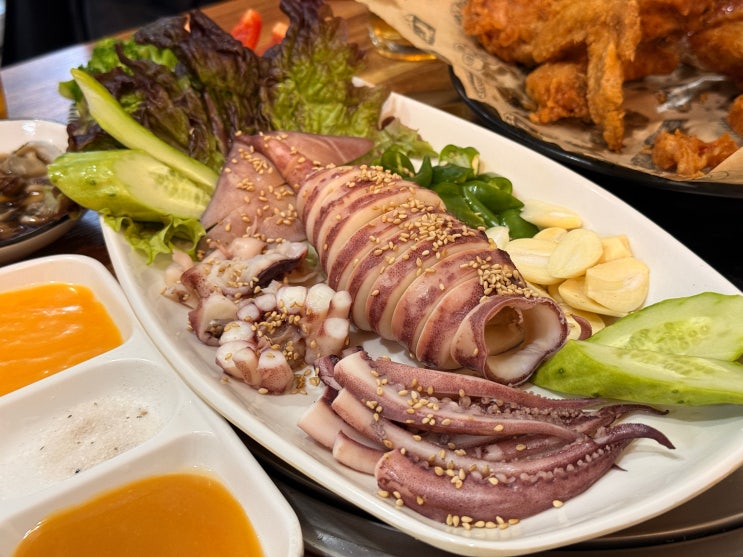  [춘천 맛집] 오징어 숙회에 처갓집 치킨 꿀조합? 소양로 주민만 아는 '찐' 아지트 자옥이네 