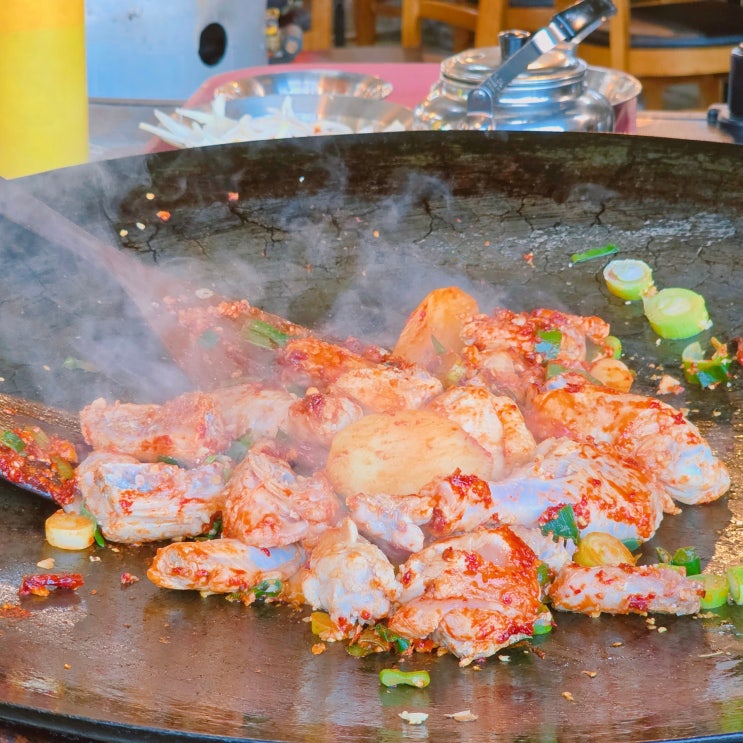  가평 닭볶음탕 자라섬 남이섬 근처 닭갈비 맛집 가평솥뚜껑만난닭