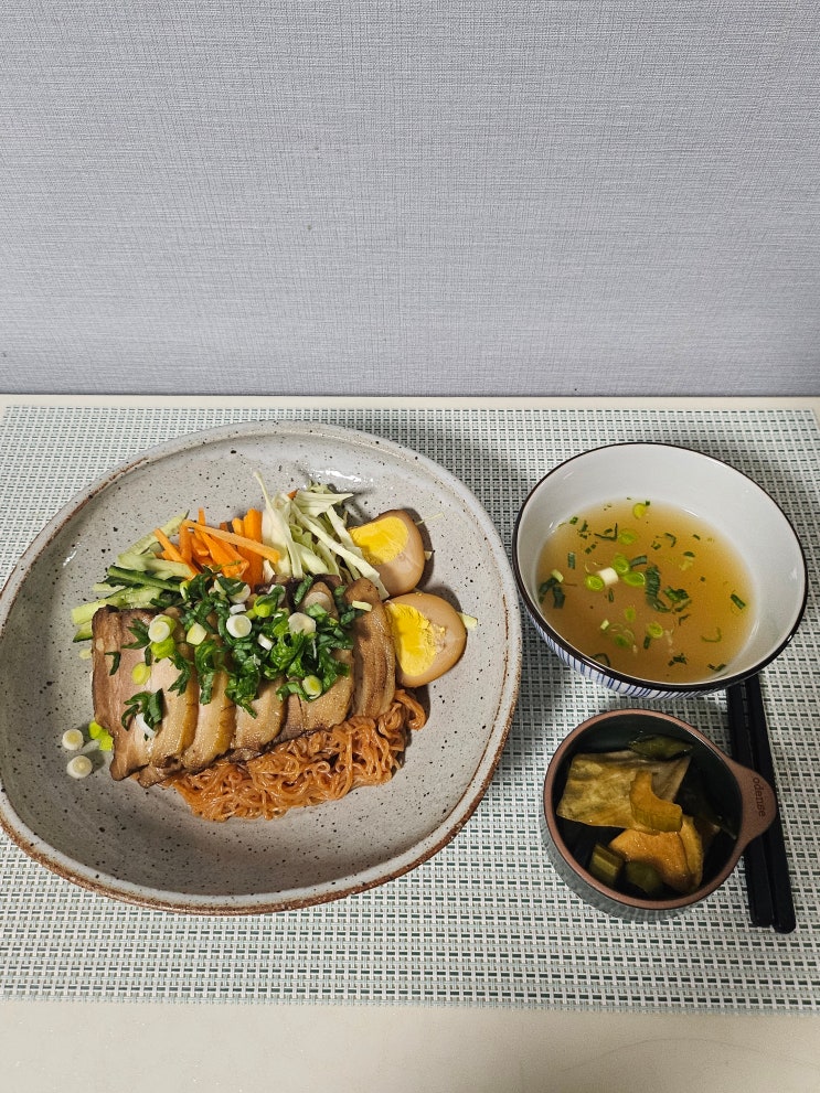  저녁메뉴추천 청송심마켓 차슈비빔냉면, 양파카레 밀키트