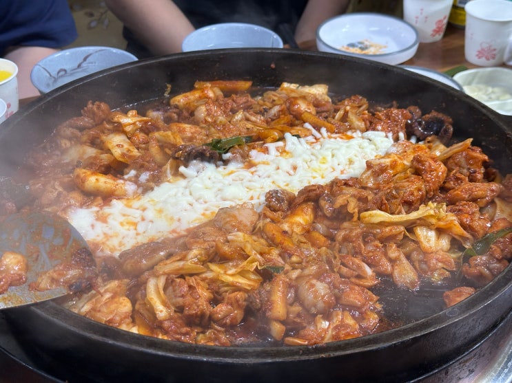  홍천 내돈내산 쭈꾸미 닭갈비 현지인 맛집 궁중닭갈비