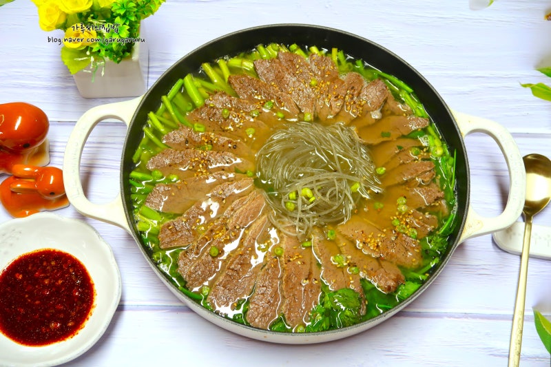 소고기 양지 수육 맛있게 삶는법 소고기 수육 부위 당면 수육전골 레시피