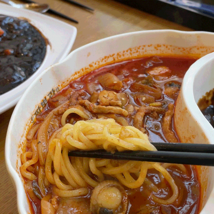  짬뽕관 대전도안점 | 대전 도안동 24시간 맛집! 주차 걱정 없는 짬뽕관에서 즐기는 알찬 점심
