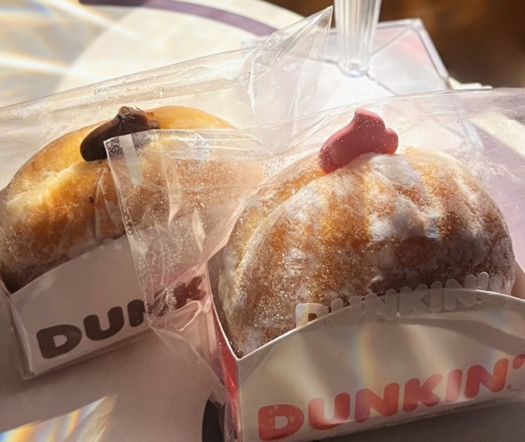  던킨 딸기 요거트 크림 도넛 초코 우유 내돈내산 솔직한 맛 비교 후기