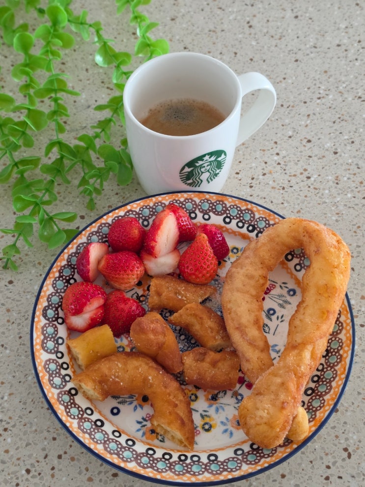  쫀득함이 다른 청년꽈배기 수제 찹쌀꽈배기 맛있게 즐기는 꽈배기맛집 간식