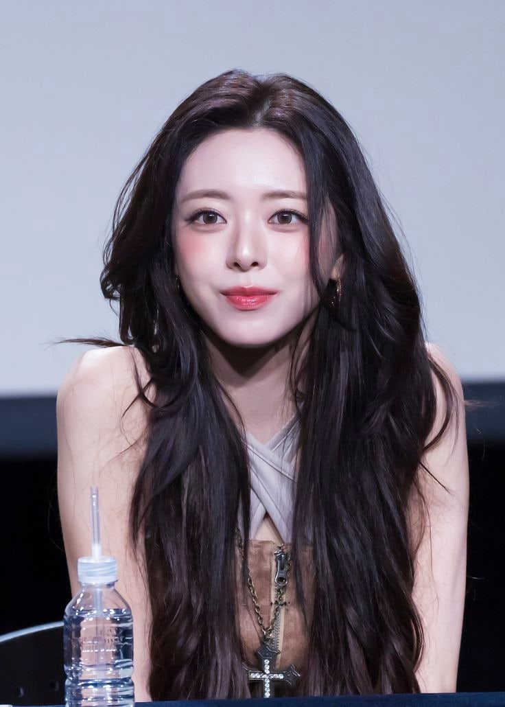 "물들어올때 노 젓는다" 남팬들 기다리고 있다는 있지 유나 솔로 데뷔, 수록곡과 앨범 정보 ....