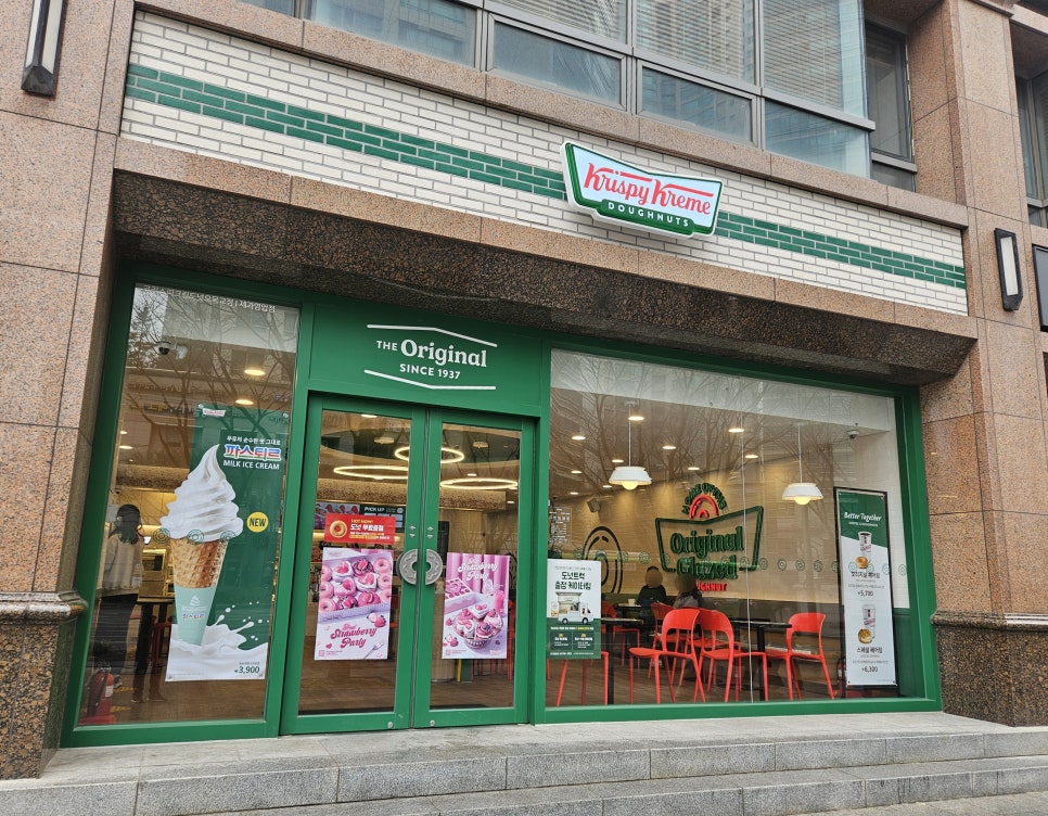 크리스피크림도넛 오목교점 사진 2